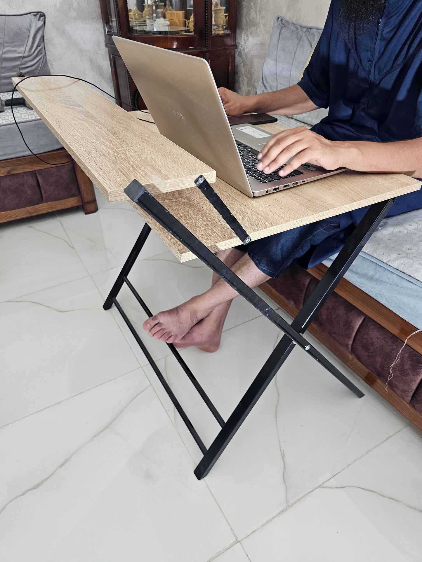 مكتب قابل للطي متين عملي و أنيق Bureau pliable